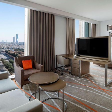 Doubletree Suites By Hilton - Riyadh Financial District Bagian luar foto