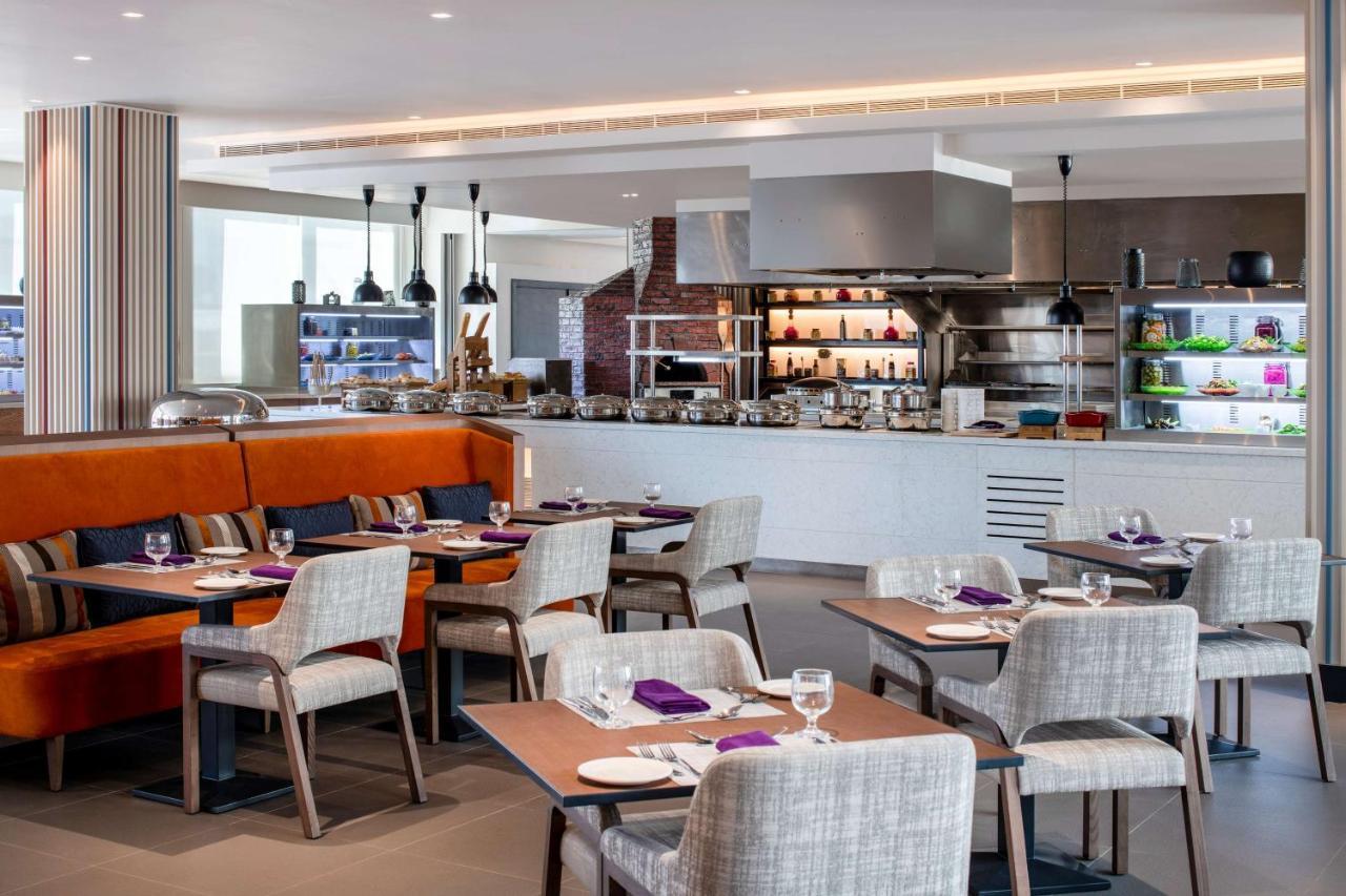 Doubletree Suites By Hilton - Riyadh Financial District Bagian luar foto
